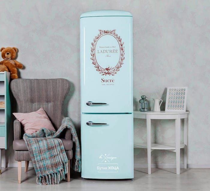 Дизайнерские холодильники от ХОЦА: ручная роспись