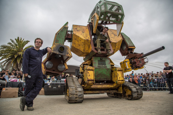 Боевой робот из США MegaBots Mk II