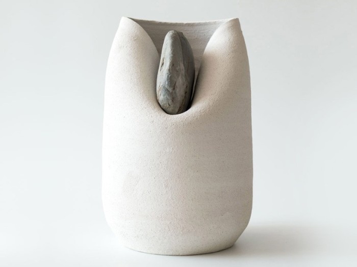 vase-stone-numbered-martin-azua-011-2-818x614
