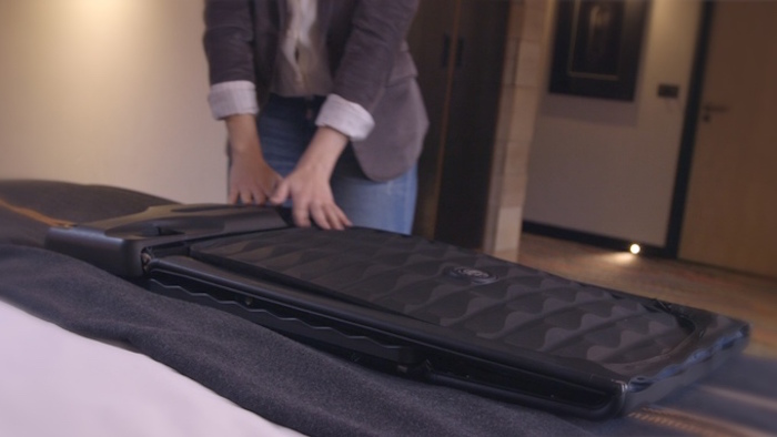 Néit Luggage: первый в мире складной смарт-чемодан