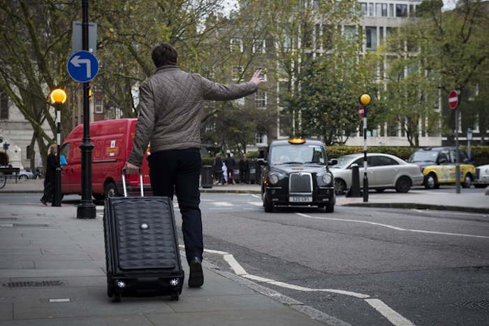 Néit Luggage: первый в мире складной смарт-чемодан
