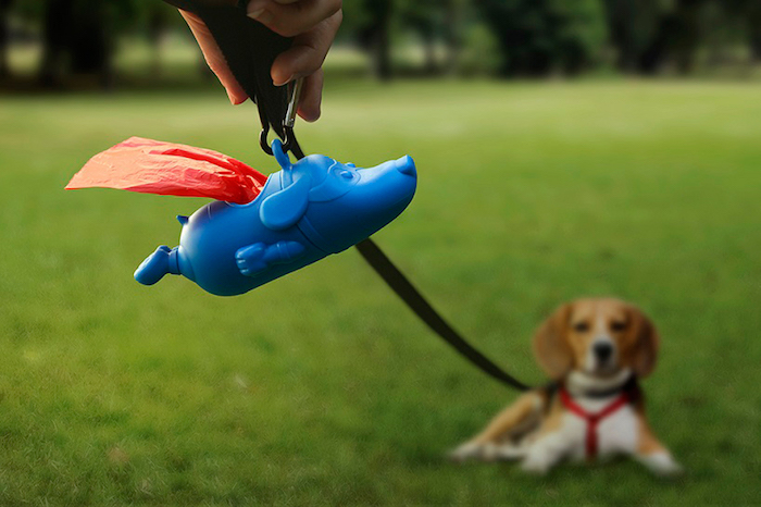 Mighty Dog: необычный футляр для гигиенических пакетов