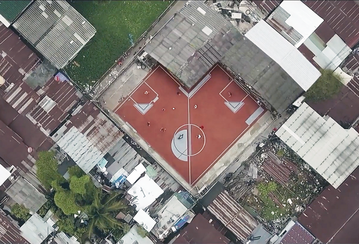 AP Thailand создали первое в мире не прямоугольное футбольное поле