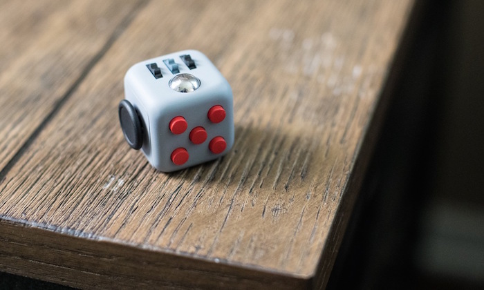 Fidget Cube: кубик для снятия стресса, собравший более $2,9 млн. на Kickstarter