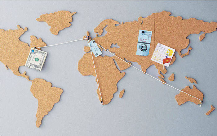 Карта мира: стильный декор для дома
