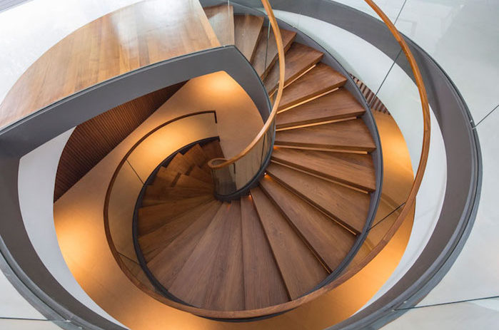 Винтовая лестница: 20 вдохновляющих примеров