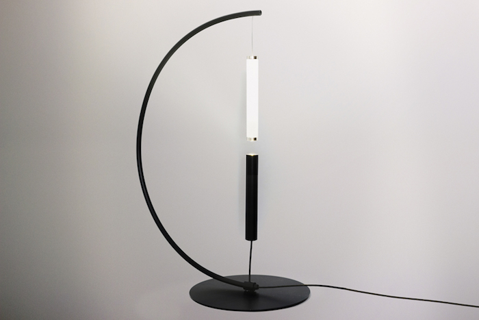 Equilibrio: необычная лампа от Olivelab