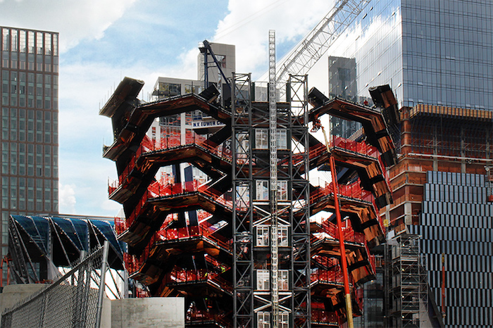 Строительство "Vessel" в Hudson Yards близится к завершению